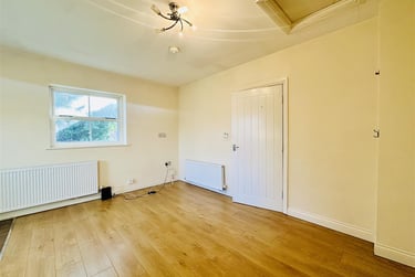 1 bed flat, Elm Avenue, Beeston, Nottingham, NG91BU - Image 3